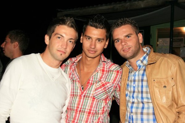 Cheten Open Air Party