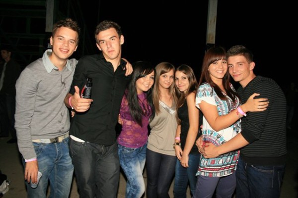 Cheten Open Air Party