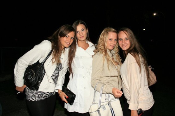 Cheten Open Air Party