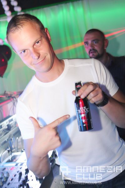 Pit Bull Energy Night Amnezia Club